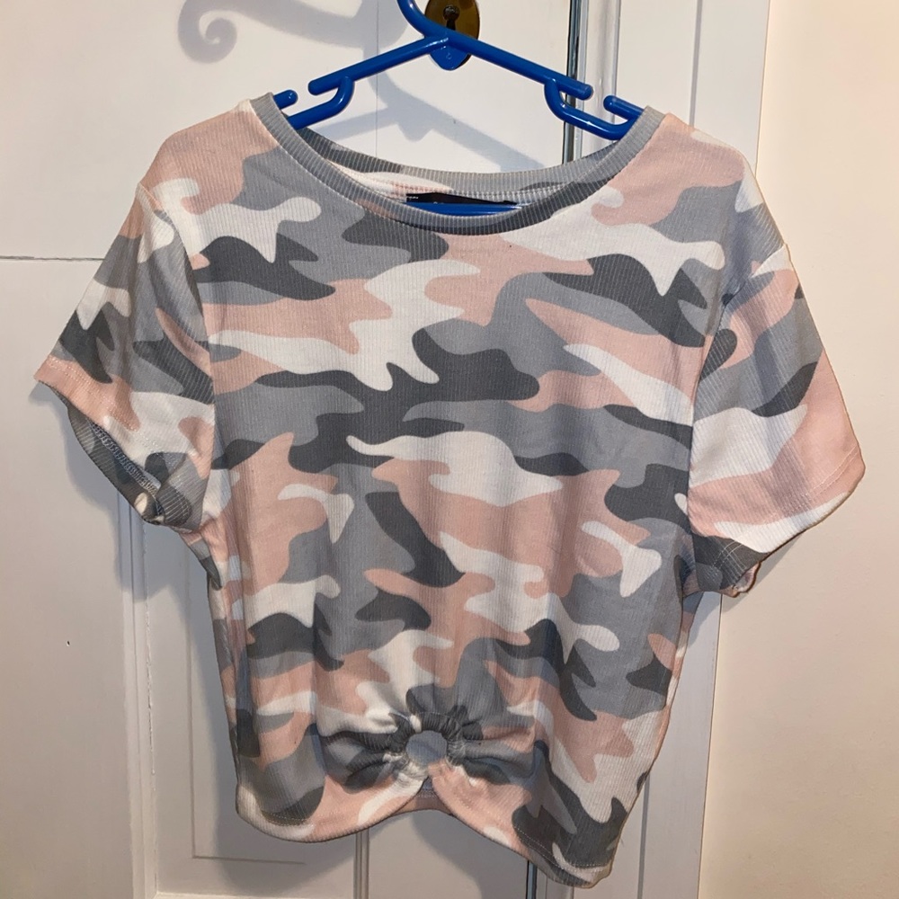 Crop top shirt